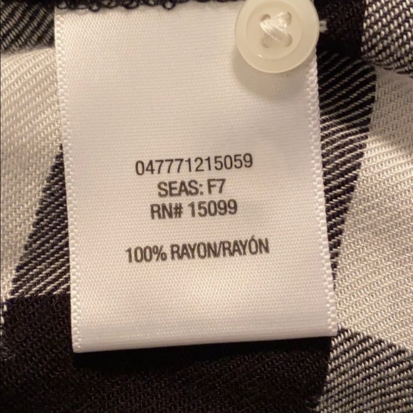 BONGO long sleeve button down size Large - Picture 6 of 6